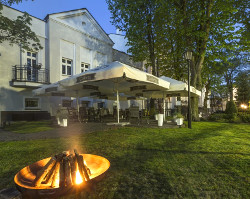 Ostseebad Kolberg Innenhof des Hotels Maxymilian