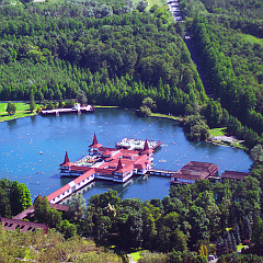 Klick zum Thermalbadeort Hévíz